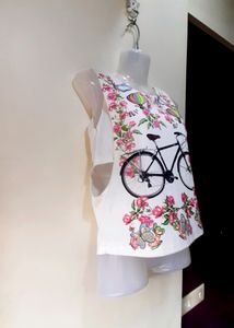 Very Trendy Summer Top