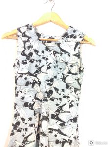 Oliv Blue Printed Round Neck Kurta (Women&#39;s)