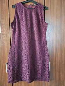 NEW Lace sheath Dress