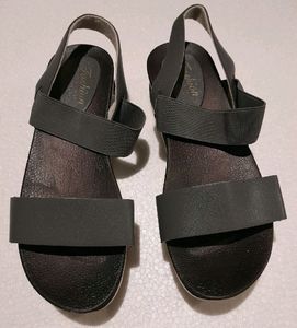 Ladki Ki Sandle