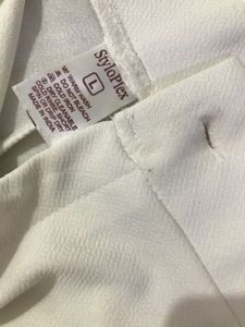 White Highwaisted Straight Fit Trouser