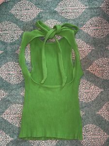 ZARA BACKLESS KNOT TOP🥑