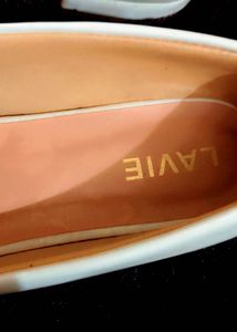 🌸Elegant White Pointed Toe Flats🌸