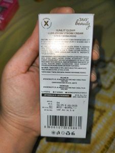 Just Herbs Lumi-Glow Strobe Cream✨