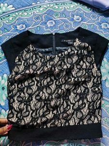 black crop top