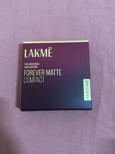 Lakme Forever Matte Compact