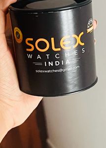 Golden Premium Watch With Warranty For Low Rate