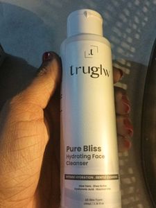 Truly Pure Bliss Hydrating Face Cleanser