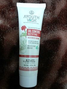 Ayouthveda Oil Control Mattifying Moisturizer Cream (30gm)