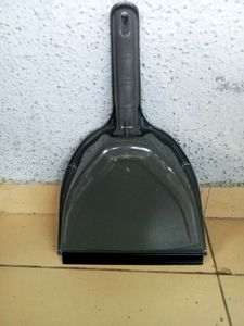 Gala Dustpan - gray