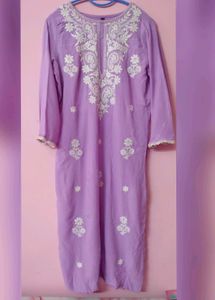 kurti embellished with white embroidery