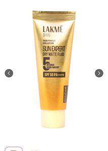 Free Sunscreen Lakme 9 To 5 Priming Foundation