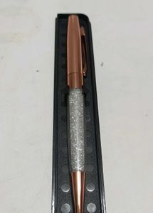 Elegant Crystal Pen