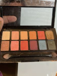 Lakme Absolute Eyeshadow Palette