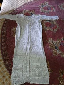 White Embroidered Kurta
