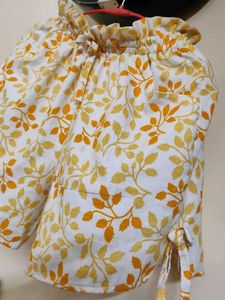 Women&#39;s Floral Shorts With Pockets