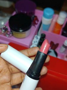Zudio Blush Nude Lipstick