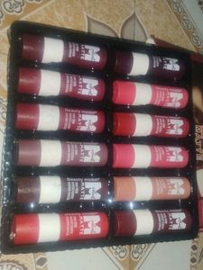 Velvet Matte Lipstick Set