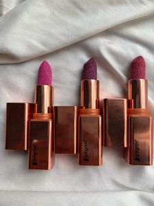 Pilgrim Glitter Lipstick For Women 4.2gm