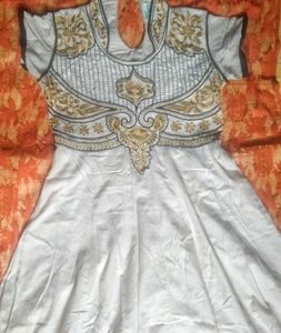 Embroidered Cream &amp; Gold Kurta