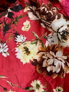 I M Selling Cute Top