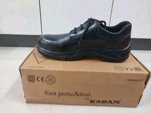 KARAM Safety Shoes FS05BL (BrandOne Assurance)