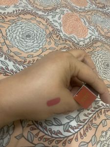 Lakme 9-5.. 301 Nude Umbrella