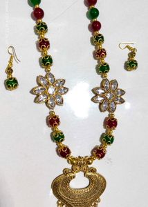 Multi Pearl Unique Traditional Designe Necklace &amp;