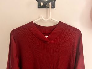 korean aesthetic maroon shirt w/ sweater details