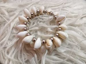Shell Beaded Bracelet