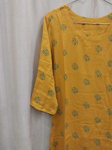 Stylish Yellow Printed Long  Cotton Kurti 💛