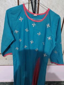 Teal &amp; Pink Embroidered Kurta