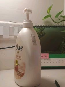 Dove Relaxing Body Wash