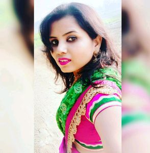 Magenta Lahnga