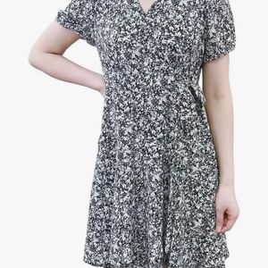 Black White V Neck Floral Printed