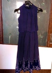 New Stylish Midi Dress💝
