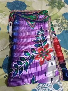Floral Pattern Saree With Blouse