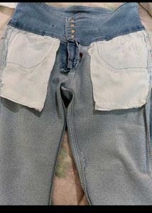 4 Button Jeans 👖