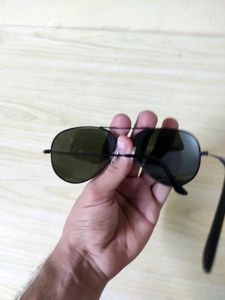 Ray Ban Original Shades / Goggles/ Sunglasses. With Cover