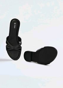 Black Bow Slip-On Flats – Size 37 (Max) 👡