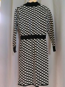 Vintage Houndstooth Knit Dress 🖤