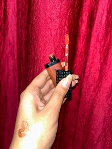 Debby Lip Gloss.
