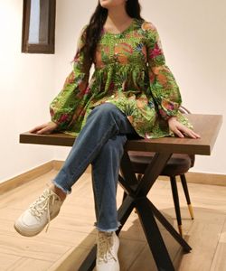 Puff Sleeve Top