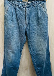 Vintage Loose Fit Jeans