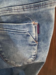 Good Jeans Usually Skin Fit