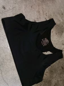 Black Sports Bra