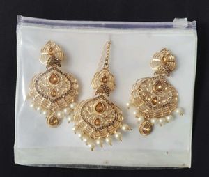 Gold Maang Tikka Jewelry Set