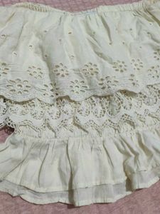 American Egle Lace Trimmed Crop Top