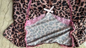 Y2K Cheetah Print Top With A Pink Bow
