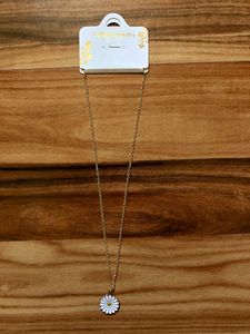 Pretty Dandelion Necklace